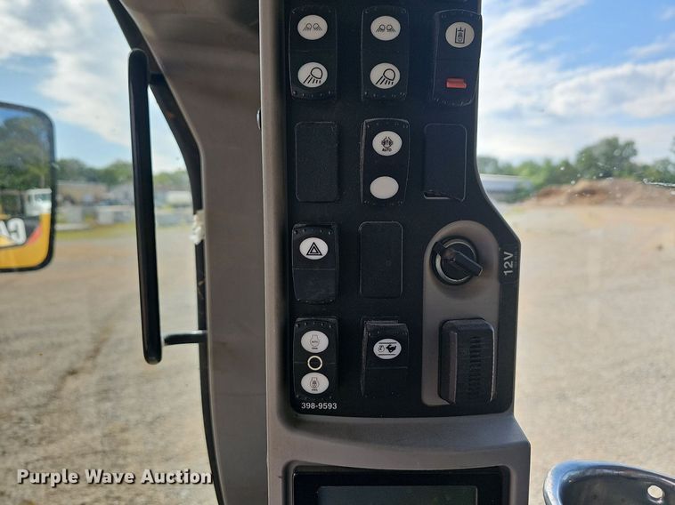 image for item LW9684 2013 Caterpillar 12M2 VHP Plus  motor grader