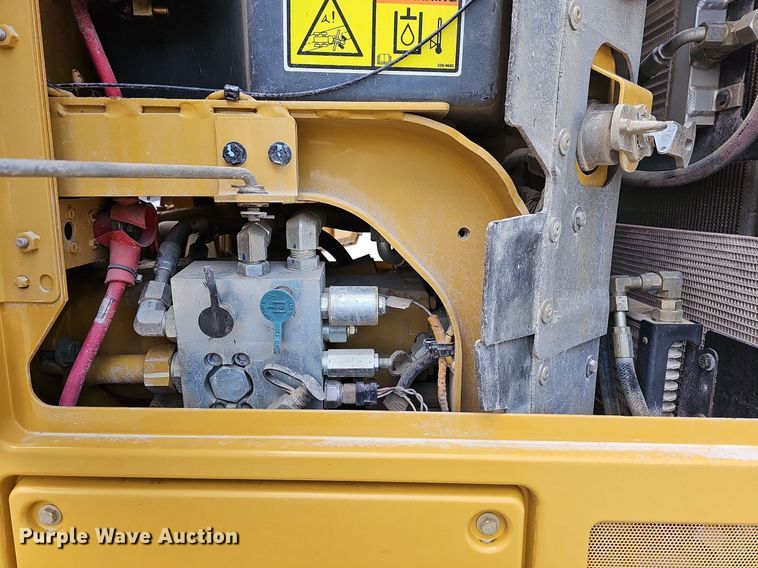 image for item LW9684 2013 Caterpillar 12M2 VHP Plus  motor grader