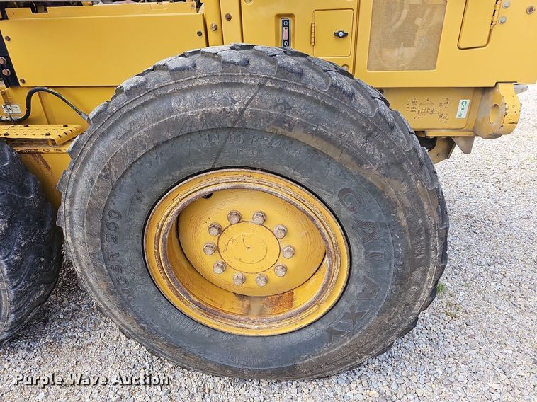 image for item LW9684 2013 Caterpillar 12M2 VHP Plus  motor grader