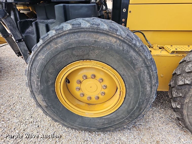 image for item LW9684 2013 Caterpillar 12M2 VHP Plus  motor grader