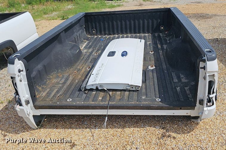image for item LW9686 Ford Super Duty  pickup truck bed