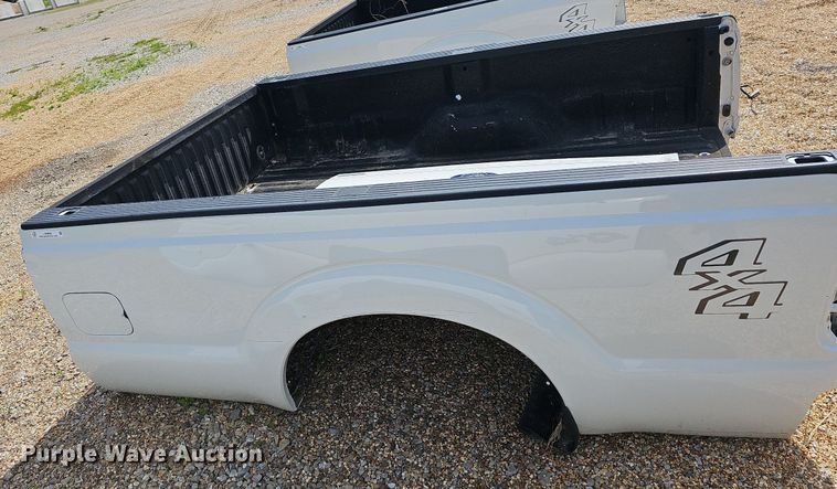 image for item LW9686 Ford Super Duty  pickup truck bed