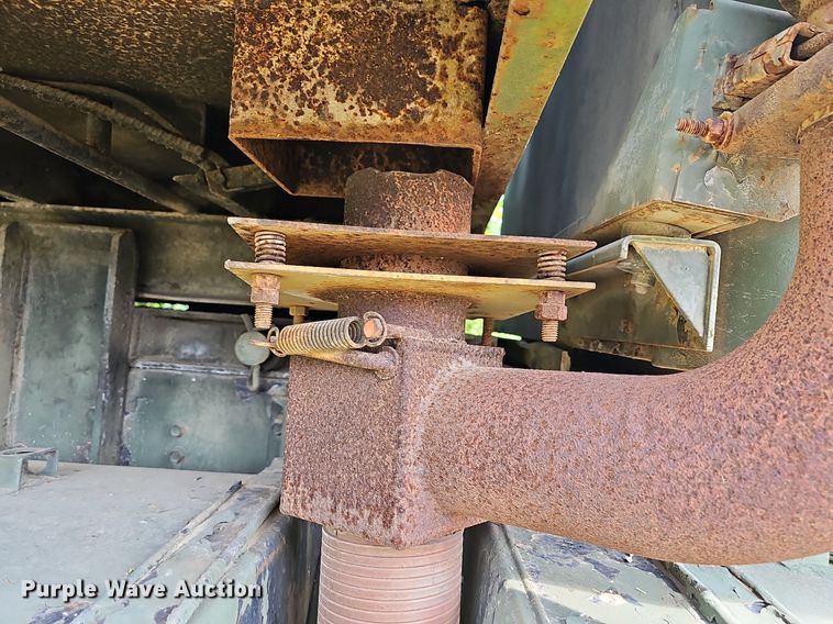 image for item LW9688 1973 International F5070  dump truck