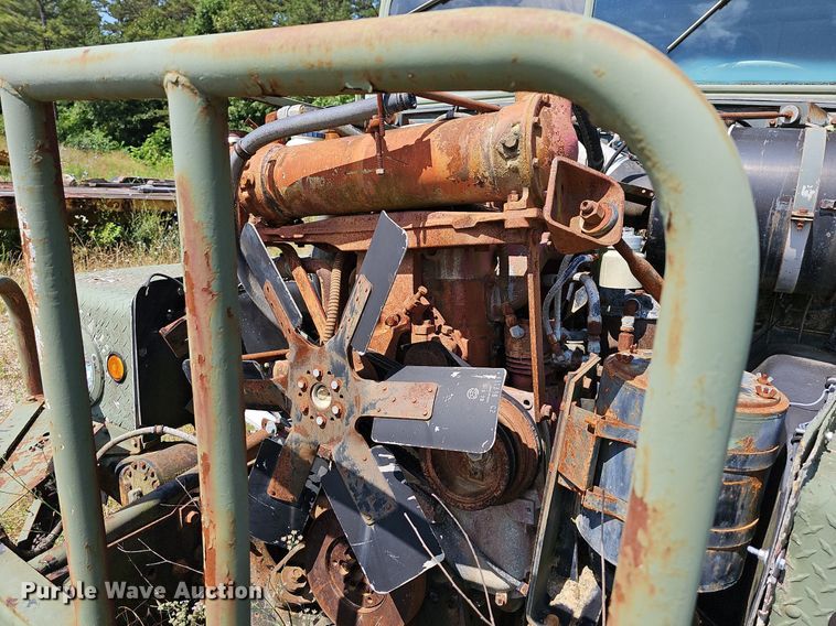 image for item LW9688 1973 International F5070  dump truck