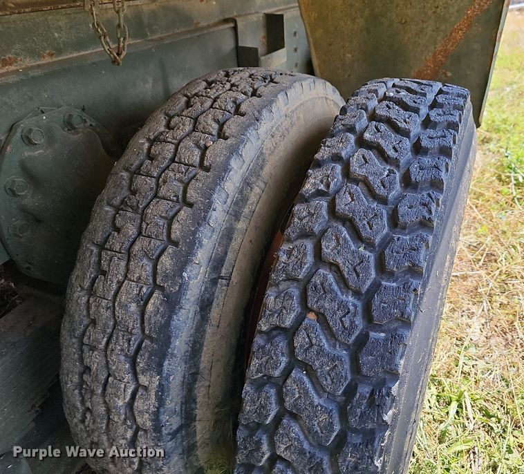 image for item LW9688 1973 International F5070  dump truck