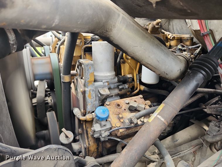 image for item LX9550 2002 Sterling L7500  sewer jetter truck