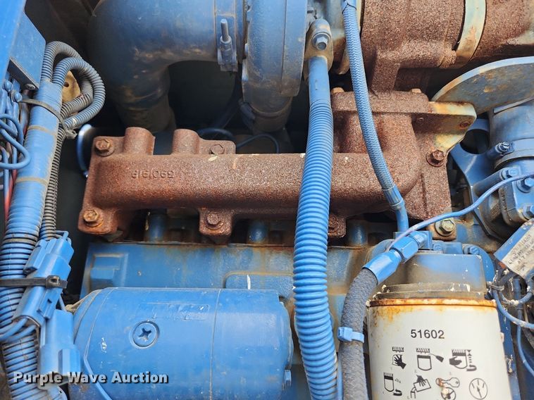 image for item LX9550 2002 Sterling L7500  sewer jetter truck