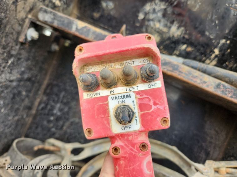 image for item LX9550 2002 Sterling L7500  sewer jetter truck