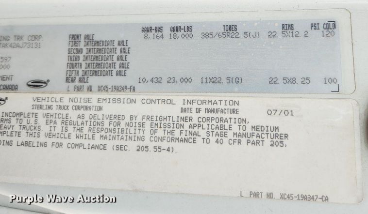 image for item LX9550 2002 Sterling L7500  sewer jetter truck