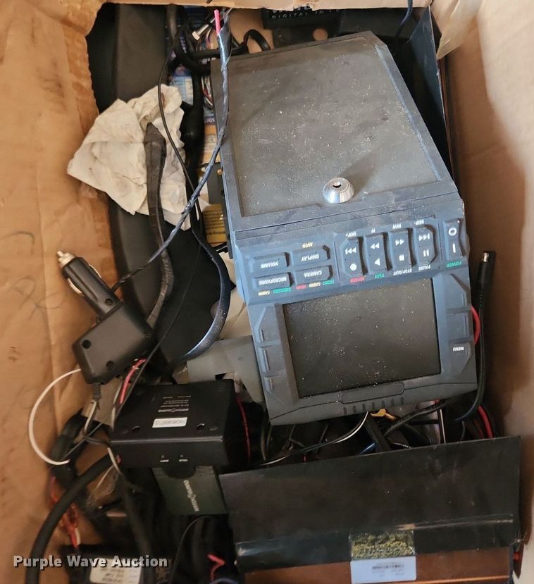 image for item LX9752 Automotive accessories