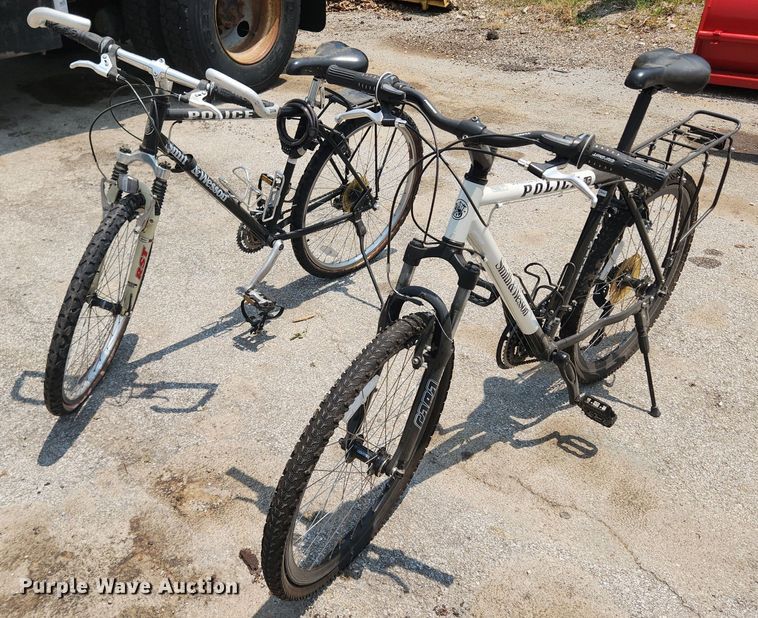 image for item LX9753 (2) Smith & Wesson bicycles