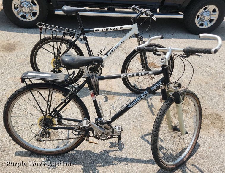 image for item LX9753 (2) Smith & Wesson bicycles