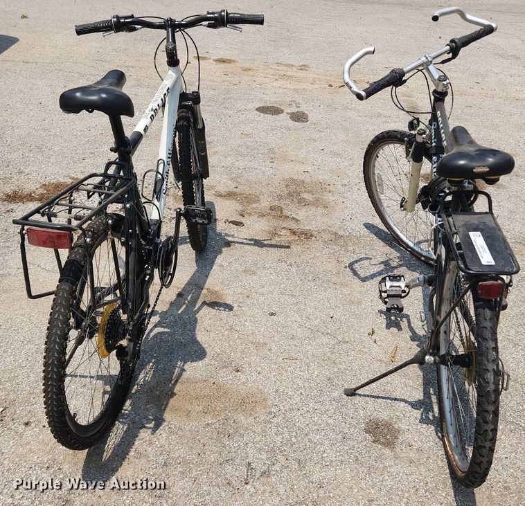 image for item LX9753 (2) Smith & Wesson bicycles