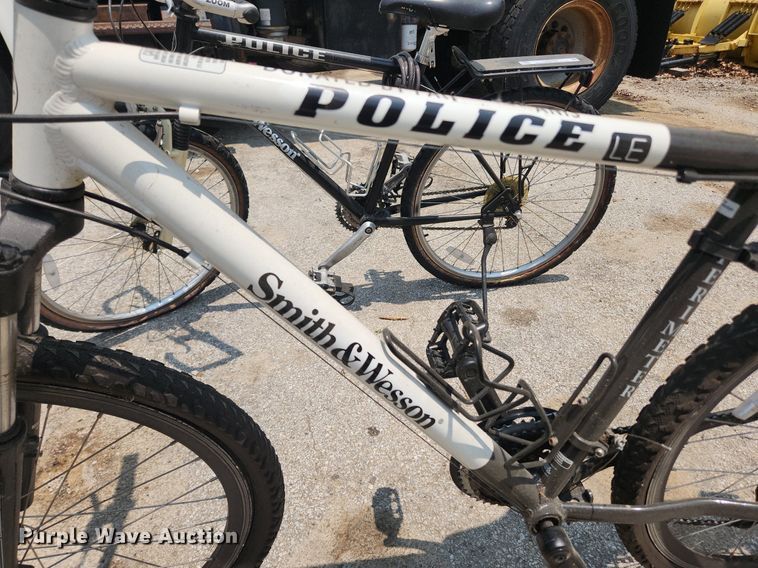 image for item LX9753 (2) Smith & Wesson bicycles