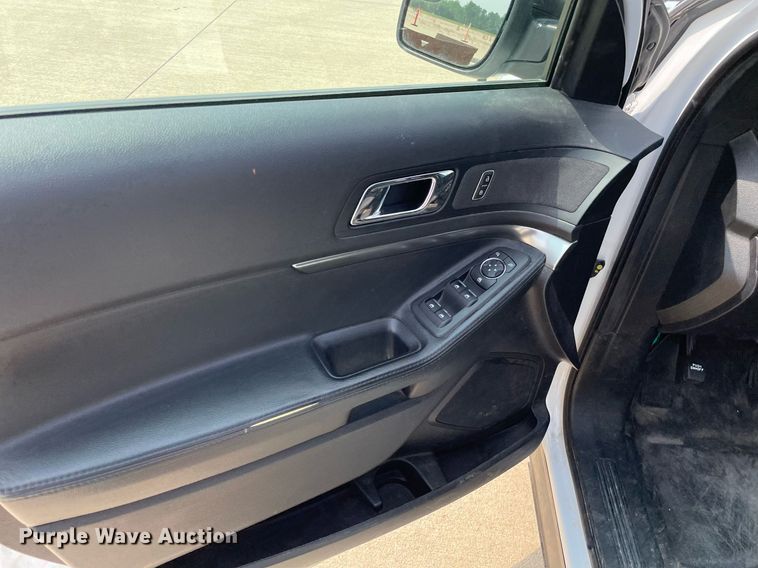 image for item LY9737 2018  Ford Explorer Police Interceptor  SUV