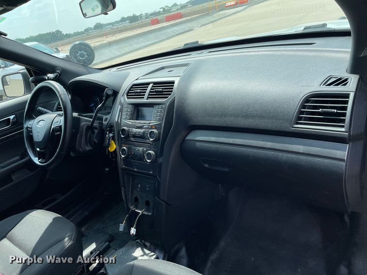 image for item LY9737 2018  Ford Explorer Police Interceptor  SUV