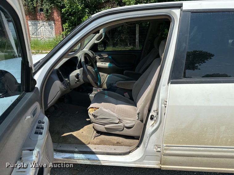 image for item MB9544 2006 Toyota Tundra  Double Cab pickup truck