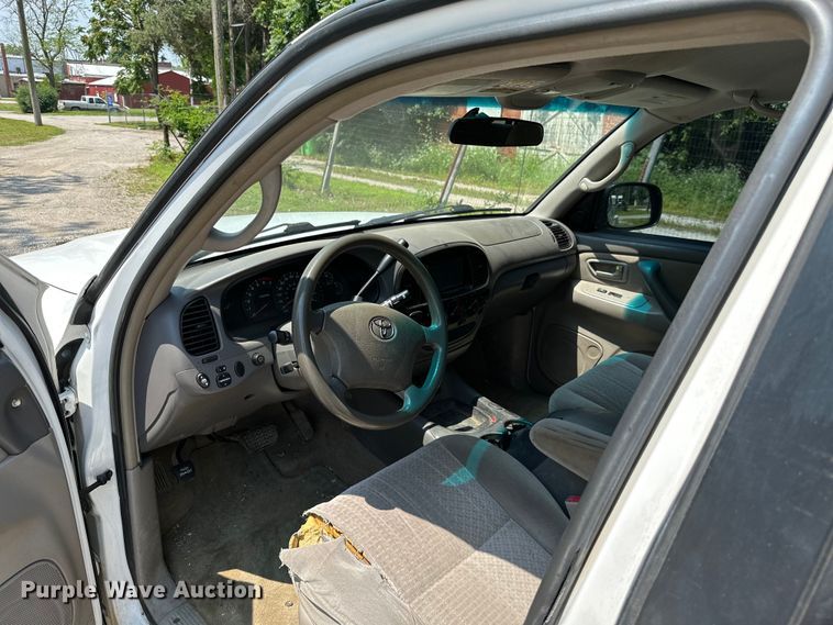 image for item MB9544 2006 Toyota Tundra  Double Cab pickup truck