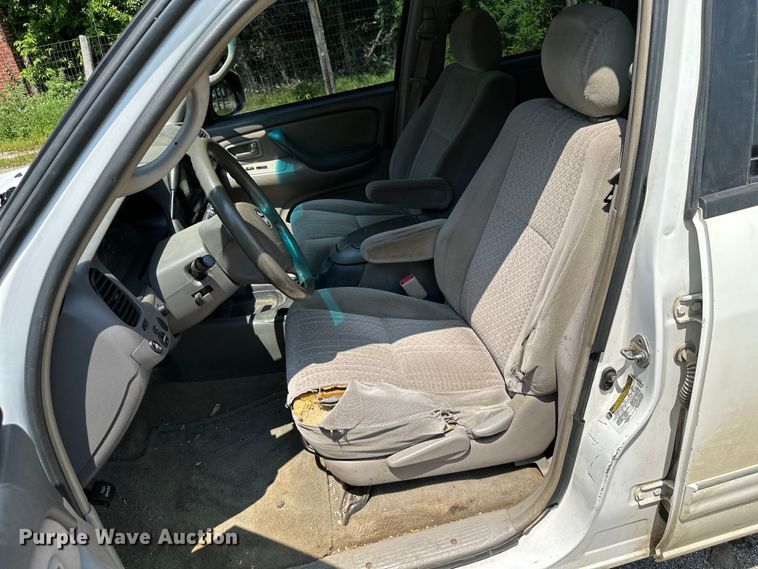 image for item MB9544 2006 Toyota Tundra  Double Cab pickup truck