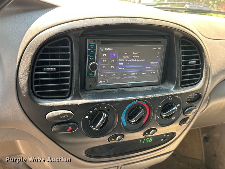 image for item MB9544 2006 Toyota Tundra  Double Cab pickup truck