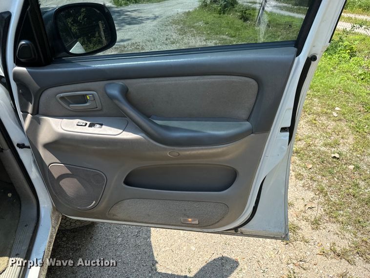 image for item MB9544 2006 Toyota Tundra  Double Cab pickup truck