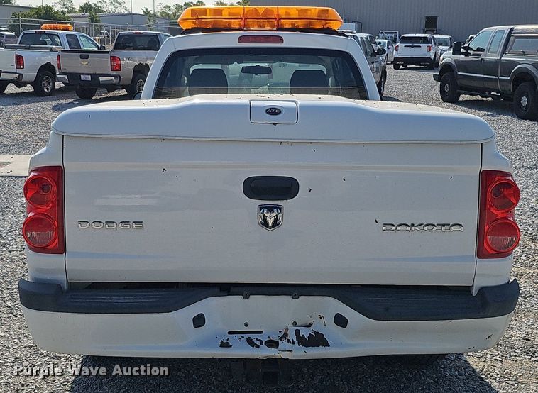 image for item MD9854 2010 Dodge Dakota  Ext. Cab pickup truck