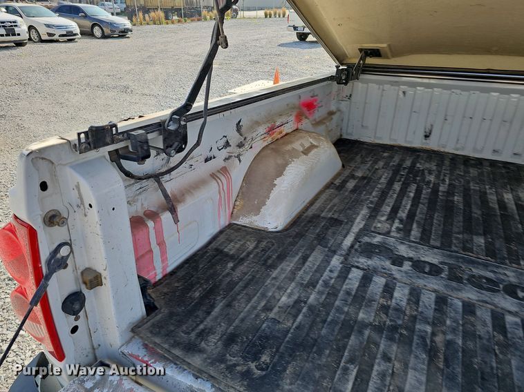 image for item MD9854 2010 Dodge Dakota  Ext. Cab pickup truck