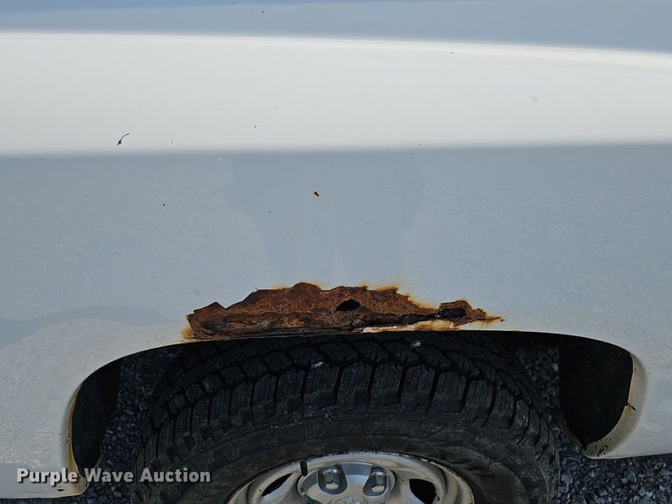 image for item MD9854 2010 Dodge Dakota  Ext. Cab pickup truck