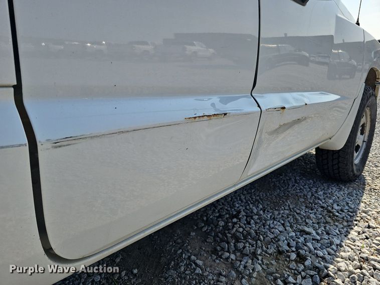 image for item MD9854 2010 Dodge Dakota  Ext. Cab pickup truck