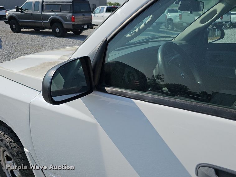 image for item MD9854 2010 Dodge Dakota  Ext. Cab pickup truck