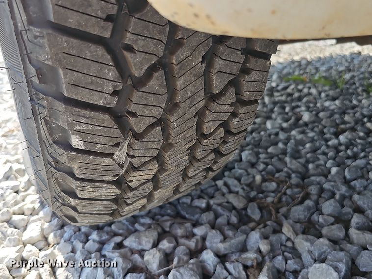 image for item MD9854 2010 Dodge Dakota  Ext. Cab pickup truck