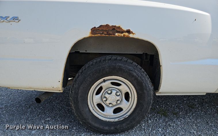 image for item MD9854 2010 Dodge Dakota  Ext. Cab pickup truck