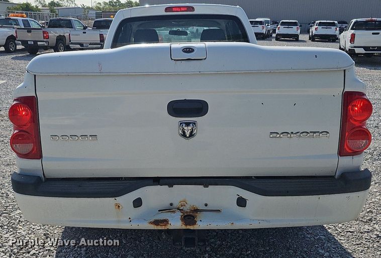 image for item MD9855 2010 Dodge Dakota  Ext. Cab pickup truck