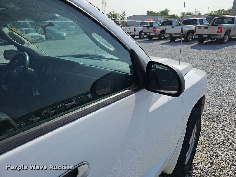 image for item MD9855 2010 Dodge Dakota  Ext. Cab pickup truck