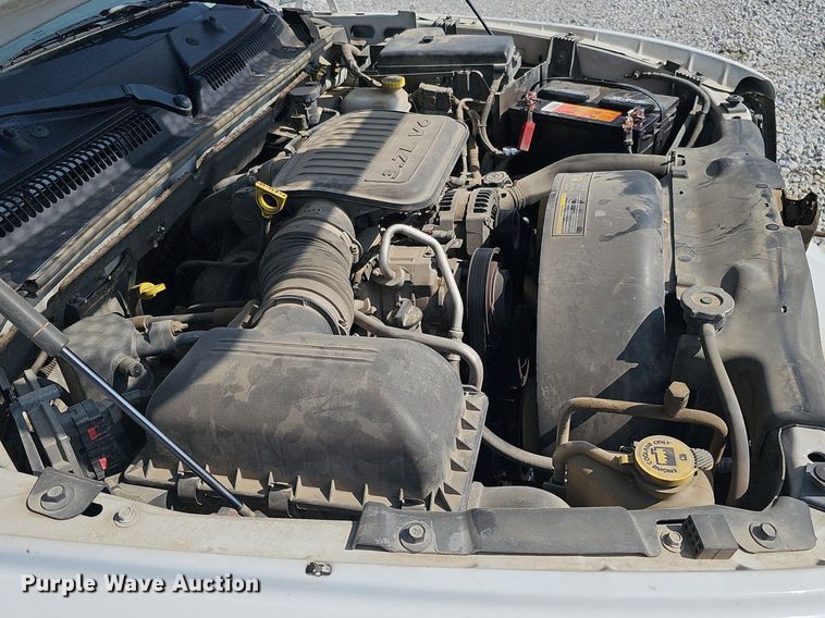 image for item MD9855 2010 Dodge Dakota  Ext. Cab pickup truck