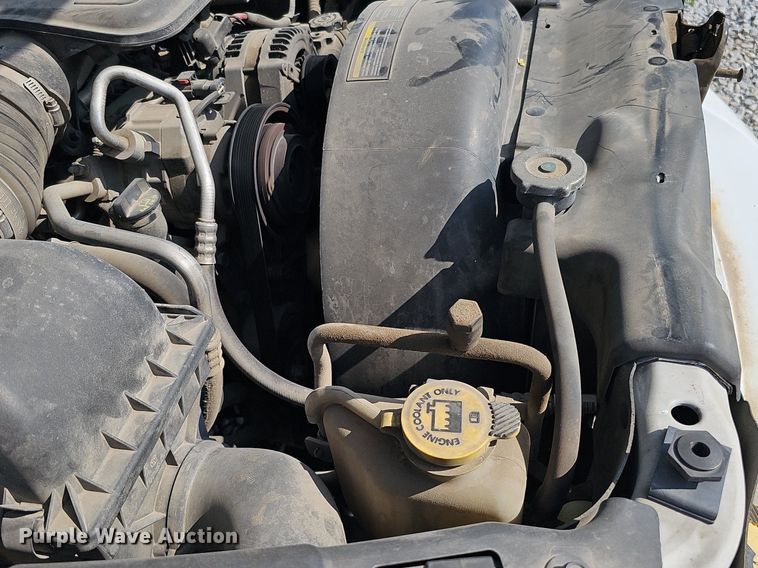 image for item MD9855 2010 Dodge Dakota  Ext. Cab pickup truck