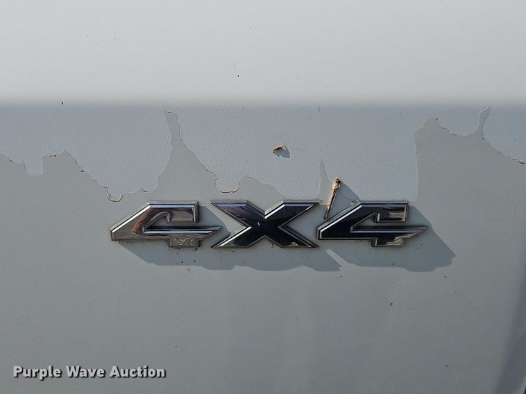 image for item MD9855 2010 Dodge Dakota  Ext. Cab pickup truck