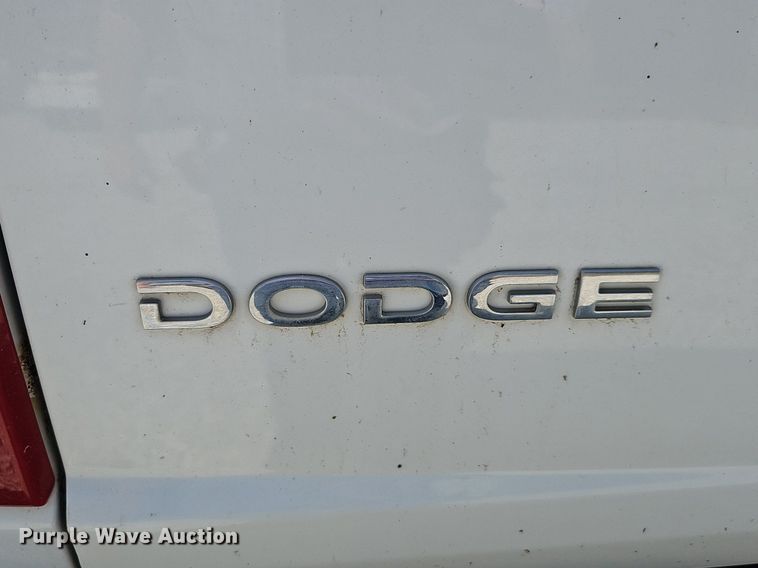 image for item MD9855 2010 Dodge Dakota  Ext. Cab pickup truck