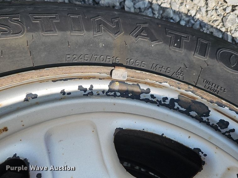 image for item MD9855 2010 Dodge Dakota  Ext. Cab pickup truck