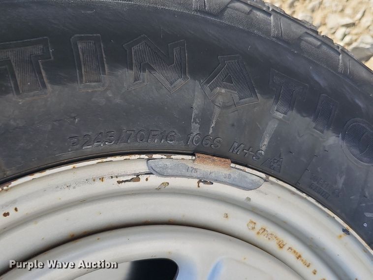 image for item MD9855 2010 Dodge Dakota  Ext. Cab pickup truck