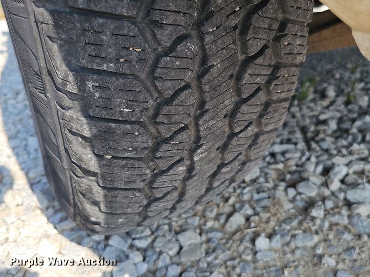 image for item MD9855 2010 Dodge Dakota  Ext. Cab pickup truck