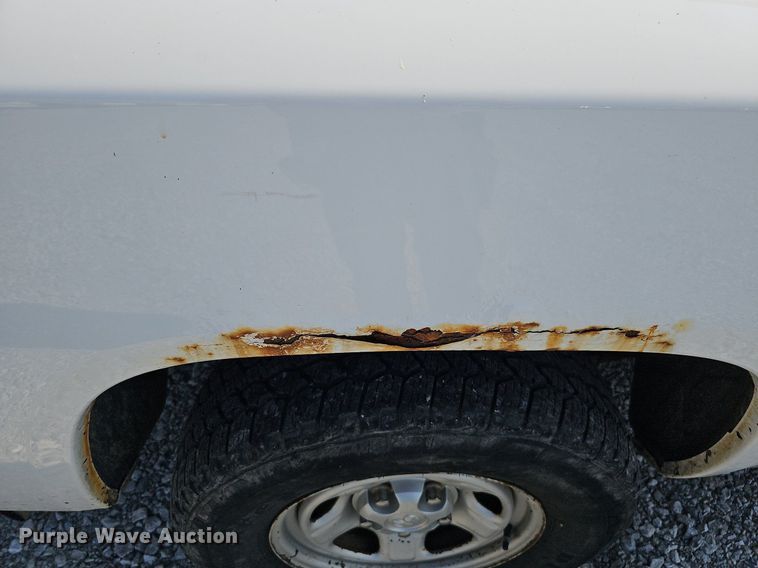 image for item MD9856 2010 Dodge Dakota  Ext. Cab pickup truck