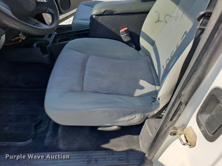 image for item MD9856 2010 Dodge Dakota  Ext. Cab pickup truck