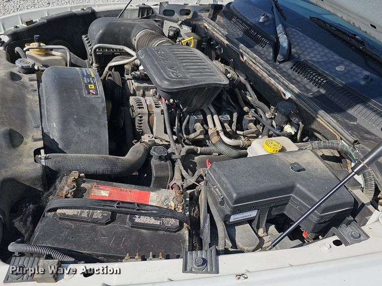 image for item MD9856 2010 Dodge Dakota  Ext. Cab pickup truck