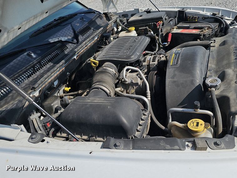 image for item MD9856 2010 Dodge Dakota  Ext. Cab pickup truck