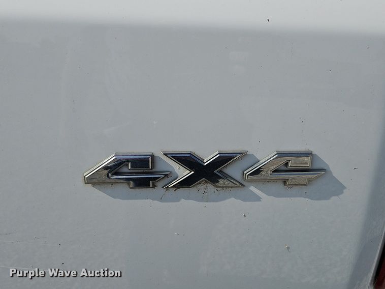 image for item MD9856 2010 Dodge Dakota  Ext. Cab pickup truck