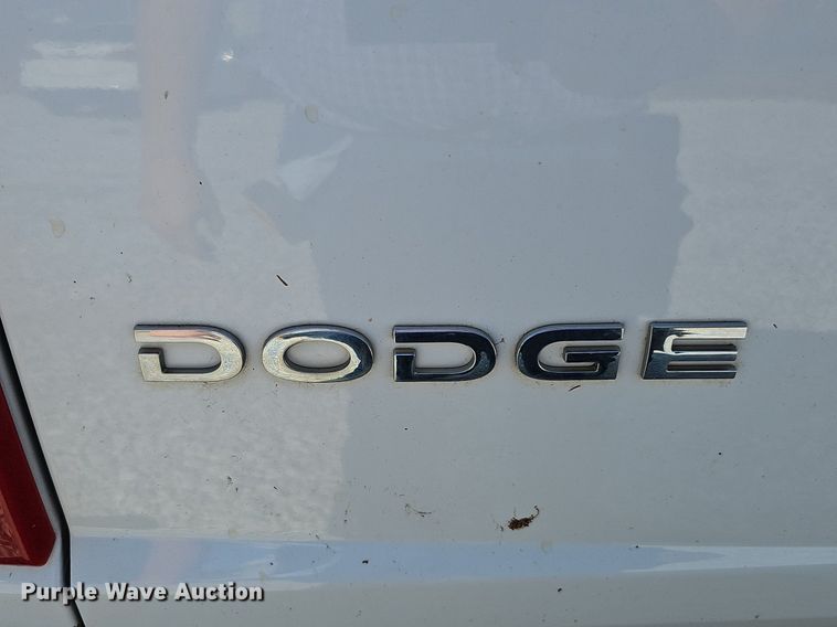 image for item MD9856 2010 Dodge Dakota  Ext. Cab pickup truck