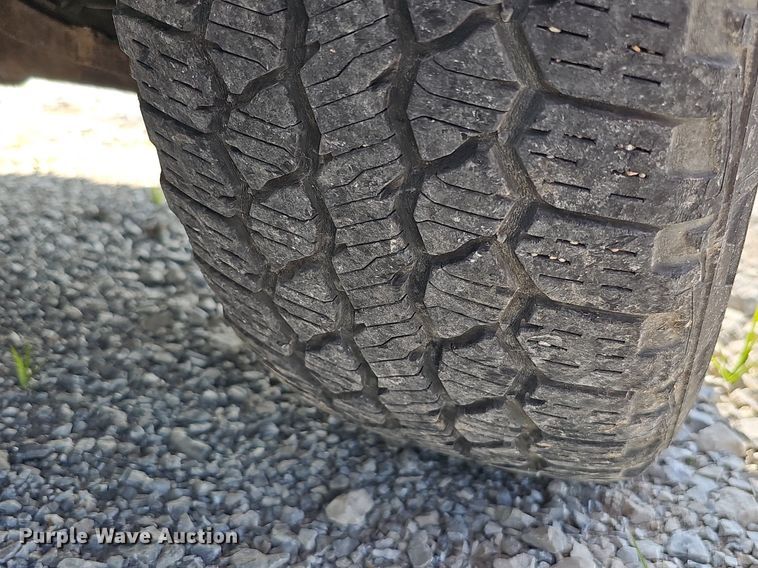 image for item MD9856 2010 Dodge Dakota  Ext. Cab pickup truck