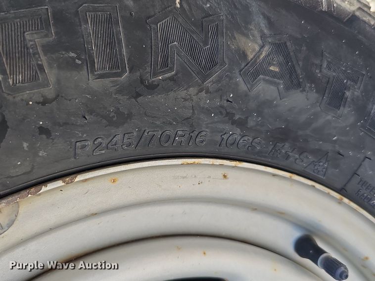 image for item MD9856 2010 Dodge Dakota  Ext. Cab pickup truck