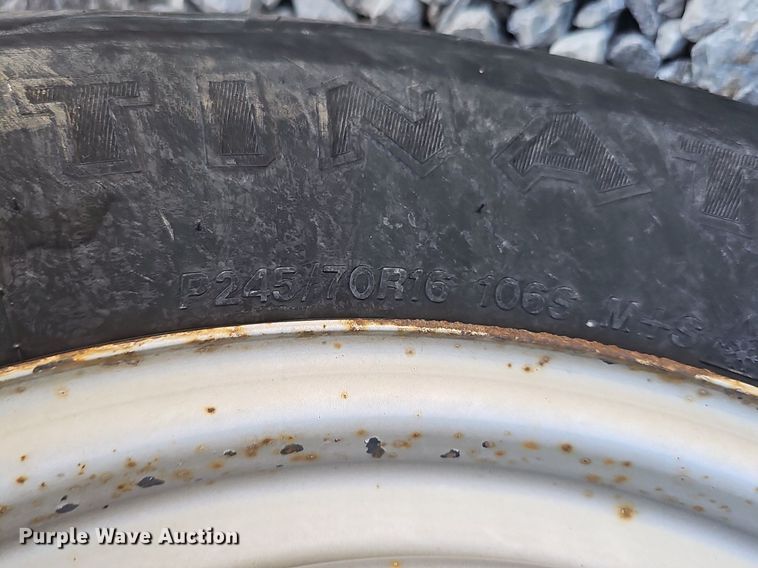 image for item MD9856 2010 Dodge Dakota  Ext. Cab pickup truck